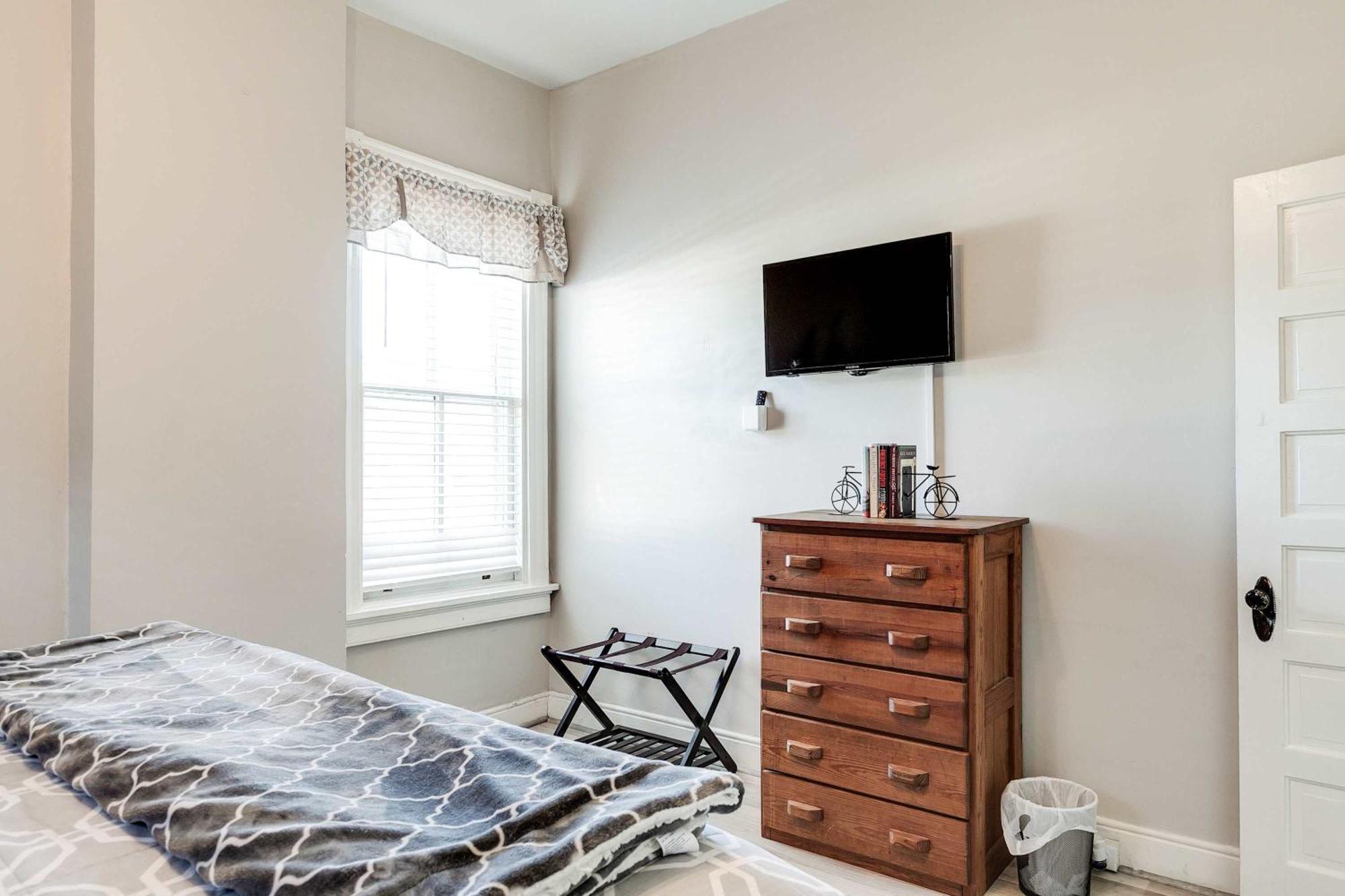 M2 Central Location 2 Mins To Vcu Free Parking Richmond Bagian luar foto