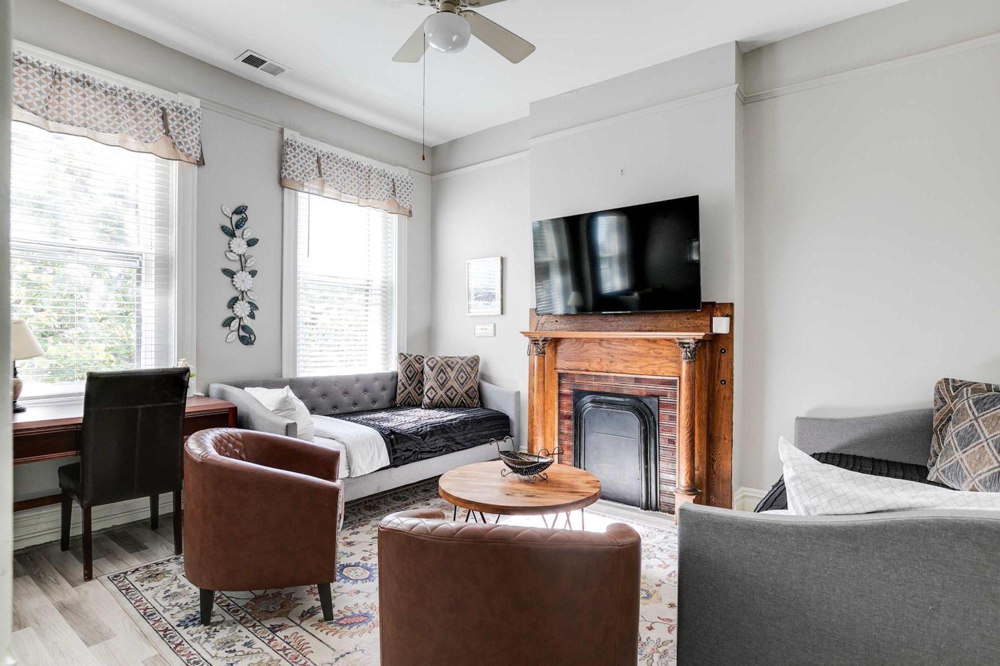 M2 Central Location 2 Mins To Vcu Free Parking Richmond Bagian luar foto